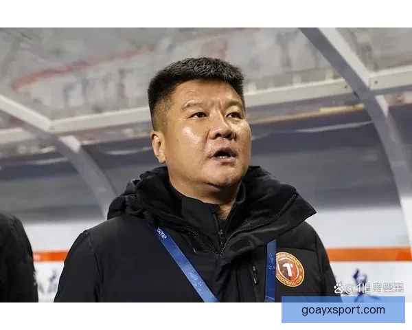 李金羽赛前发布会正常出席 两小时后铁人宣布其下课消息